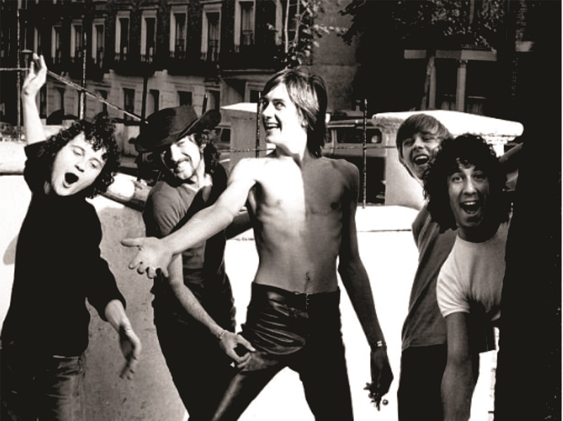 Fleetwood Mac: Jeremy Spencer, John McVie, Mick Fleetwood, Danny Kirwan y Peter Green en 1968  pose for a portrait in 1968 por Michael Ochs